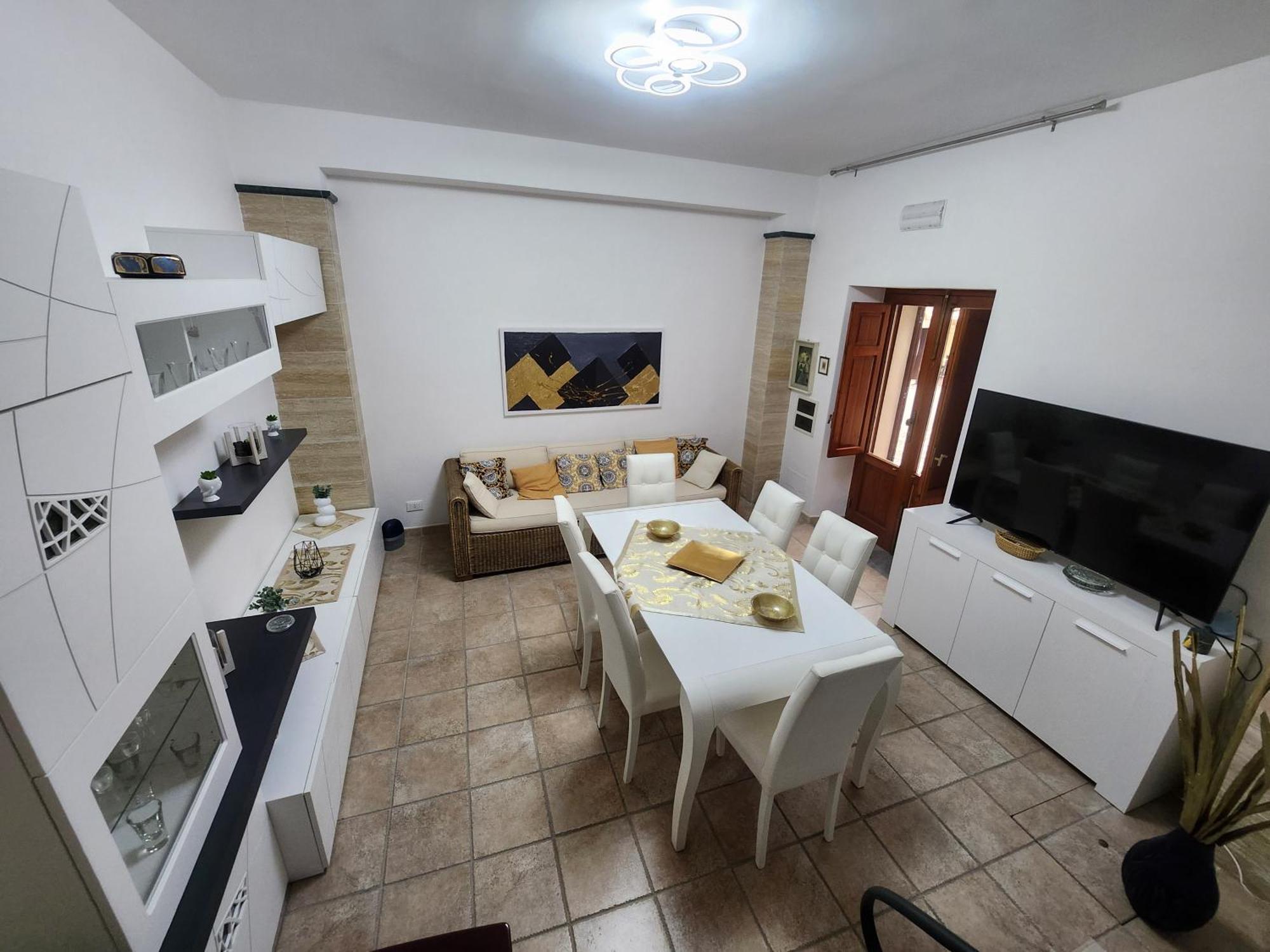 Porta Trapani Guest House เอริเช ภายนอก รูปภาพ