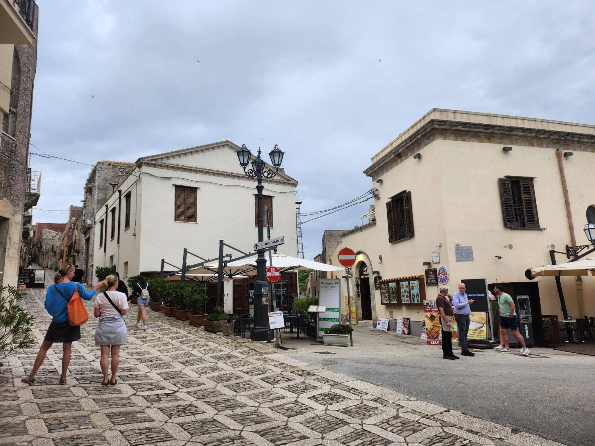 Porta Trapani Guest House เอริเช ภายนอก รูปภาพ